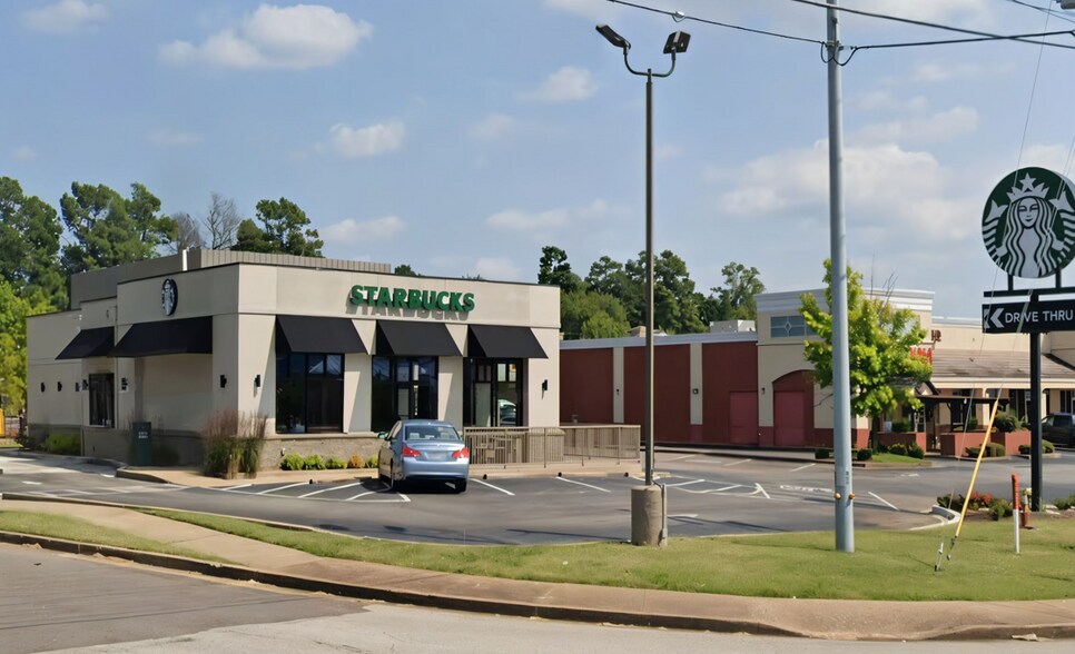 12 Stonebridge Blvd, Jackson, TN for sale - Primary Photo - Image 1 of 1