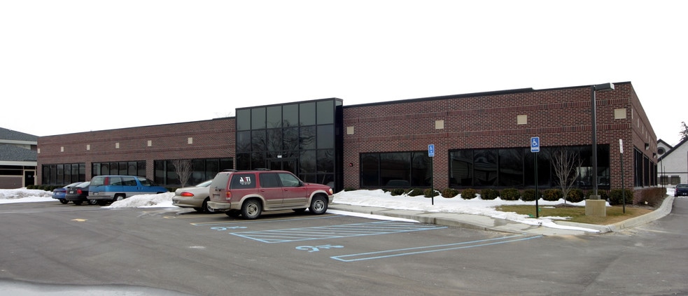 10448 Citation Dr, Brighton, MI à louer - Photo du bâtiment - Image 2 de 4