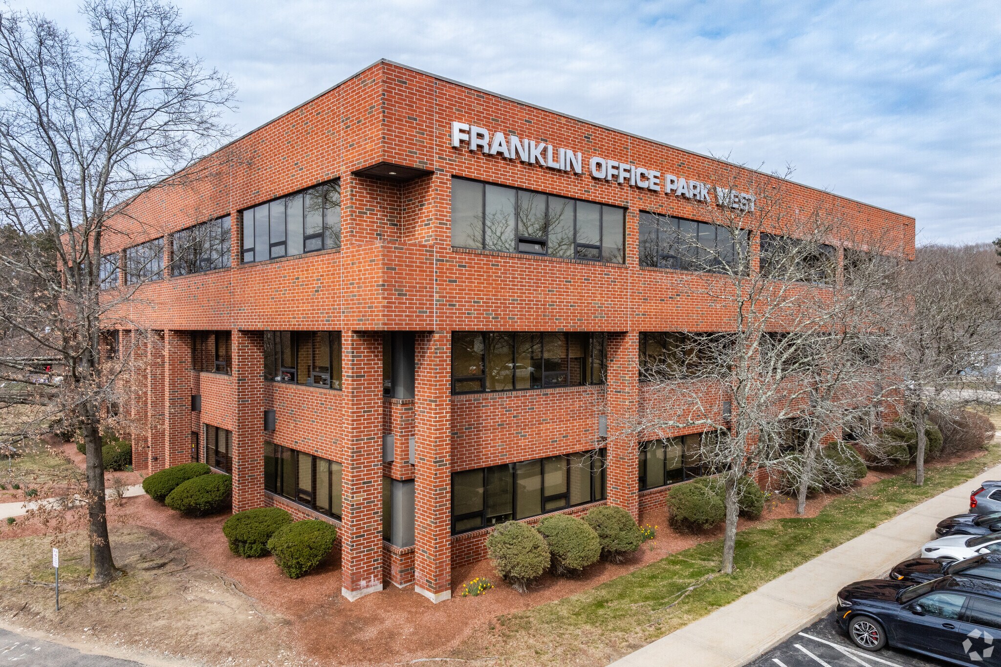38 Pond St, Franklin, MA for lease Building Photo- Image 1 of 15