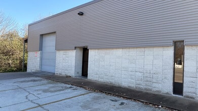 310 S Union Ave, Springfield, MO for lease Building Photo- Image 2 of 24