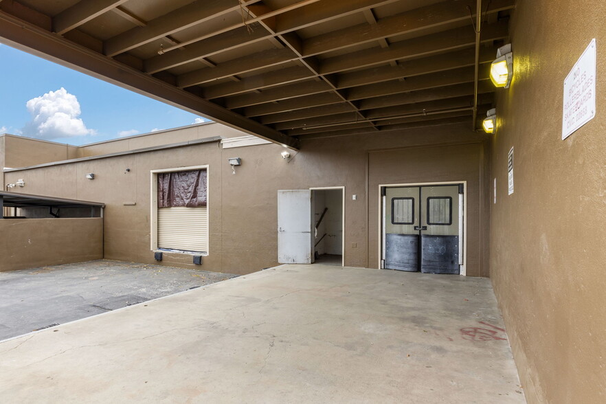 106-108 W Main St, Woodland, CA for lease - Building Photo - Image 2 of 44