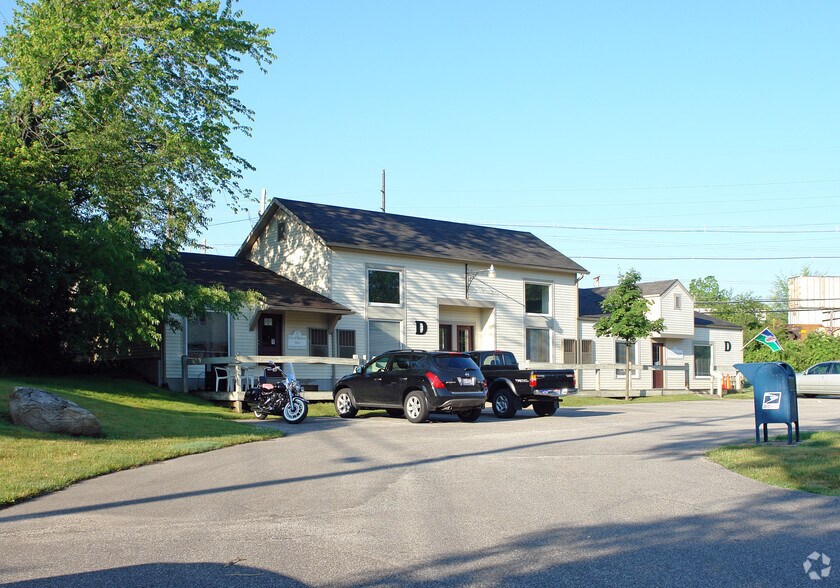 46 Ravenna St, Hudson, OH à louer - Photo du bâtiment - Image 3 de 4