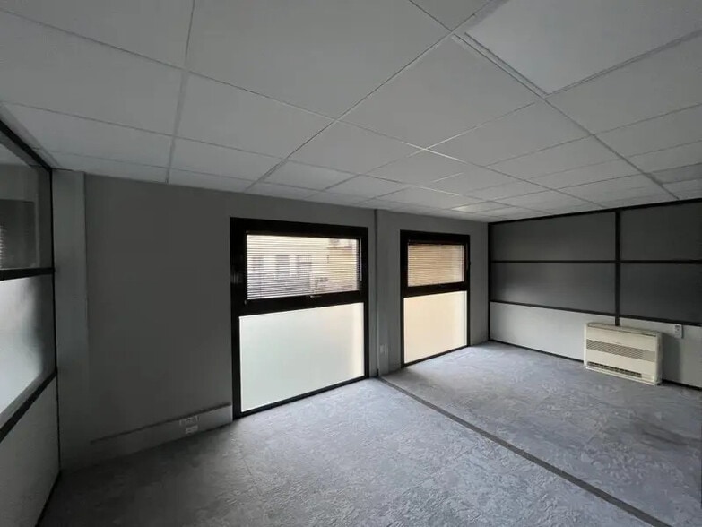 92-96 Cours Vitton, Lyon à louer - Photo intérieure - Image 3 de 15