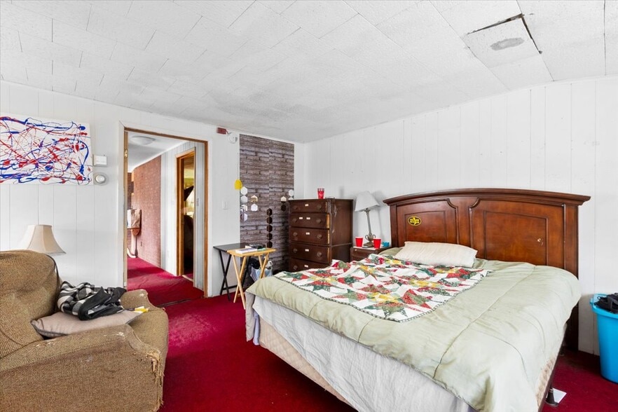 1049 River Rd, Selkirk, NY for sale - Building Photo - Image 3 of 15