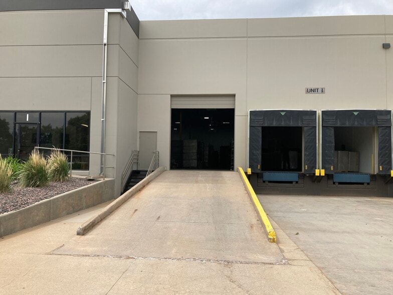 14704 E 33rd Pl, Aurora, CO for lease - Building Photo - Image 2 of 5