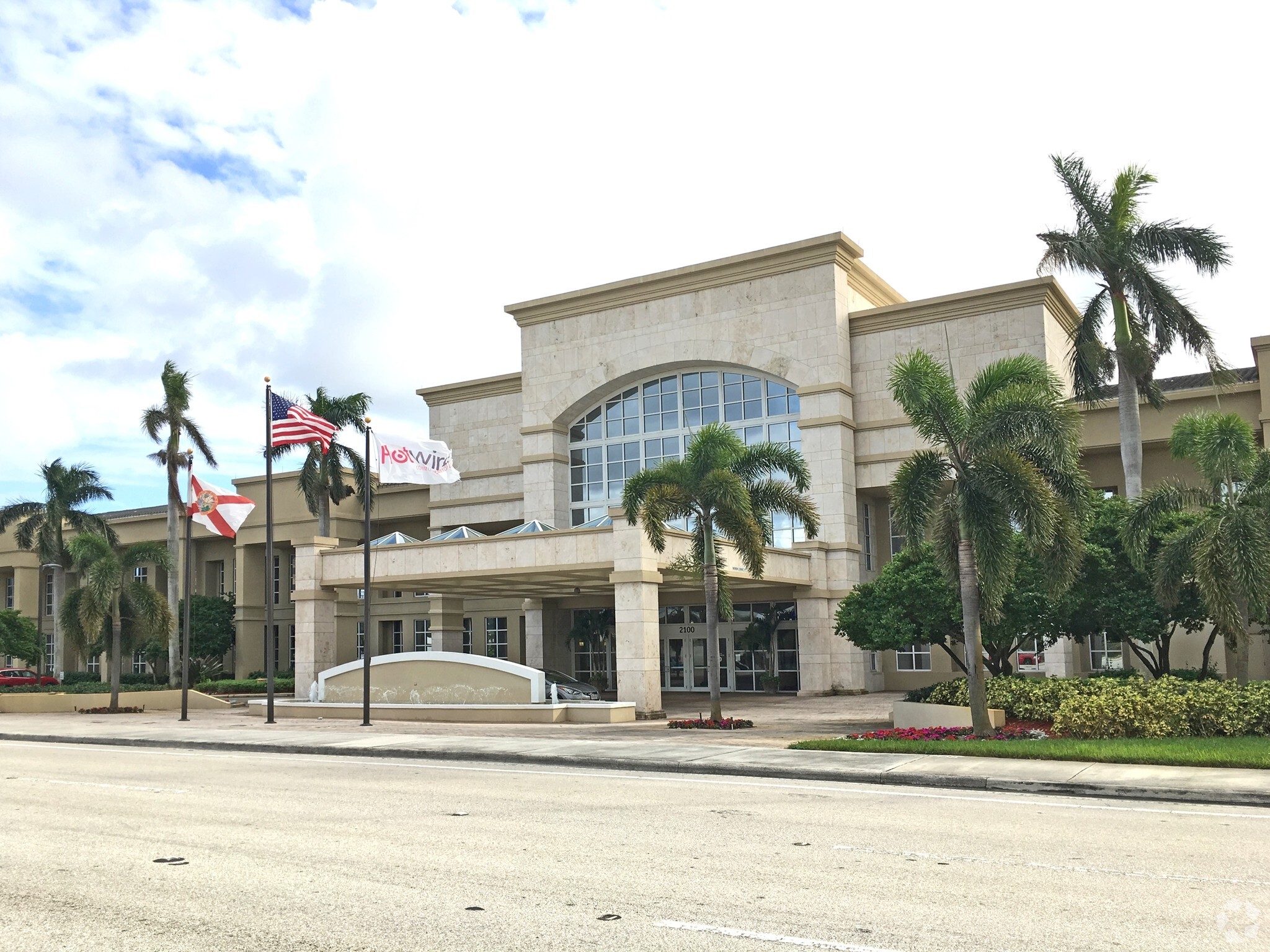 2100 W Cypress Creek Rd, Fort Lauderdale, FL for sale Building Photo- Image 1 of 1