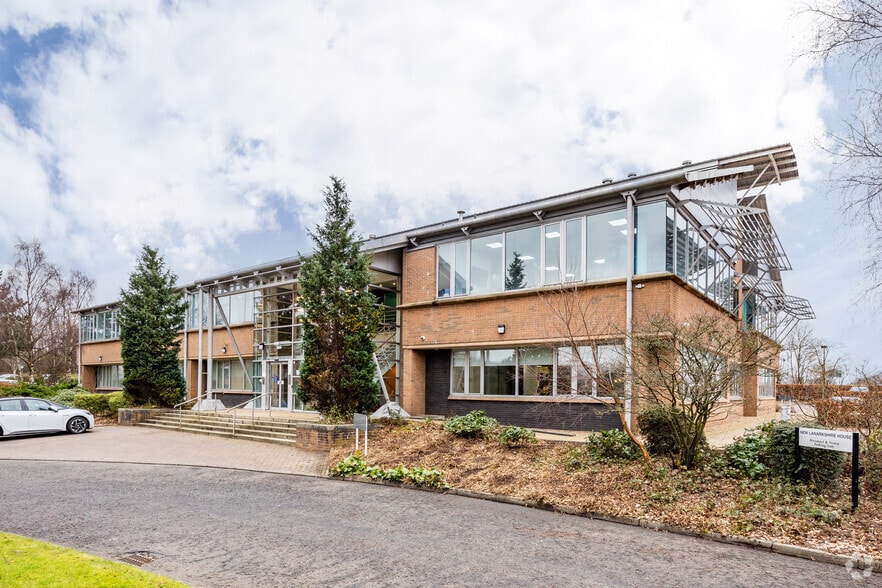 3 Dove Wynd, Bellshill for lease - Primary Photo - Image 1 of 11