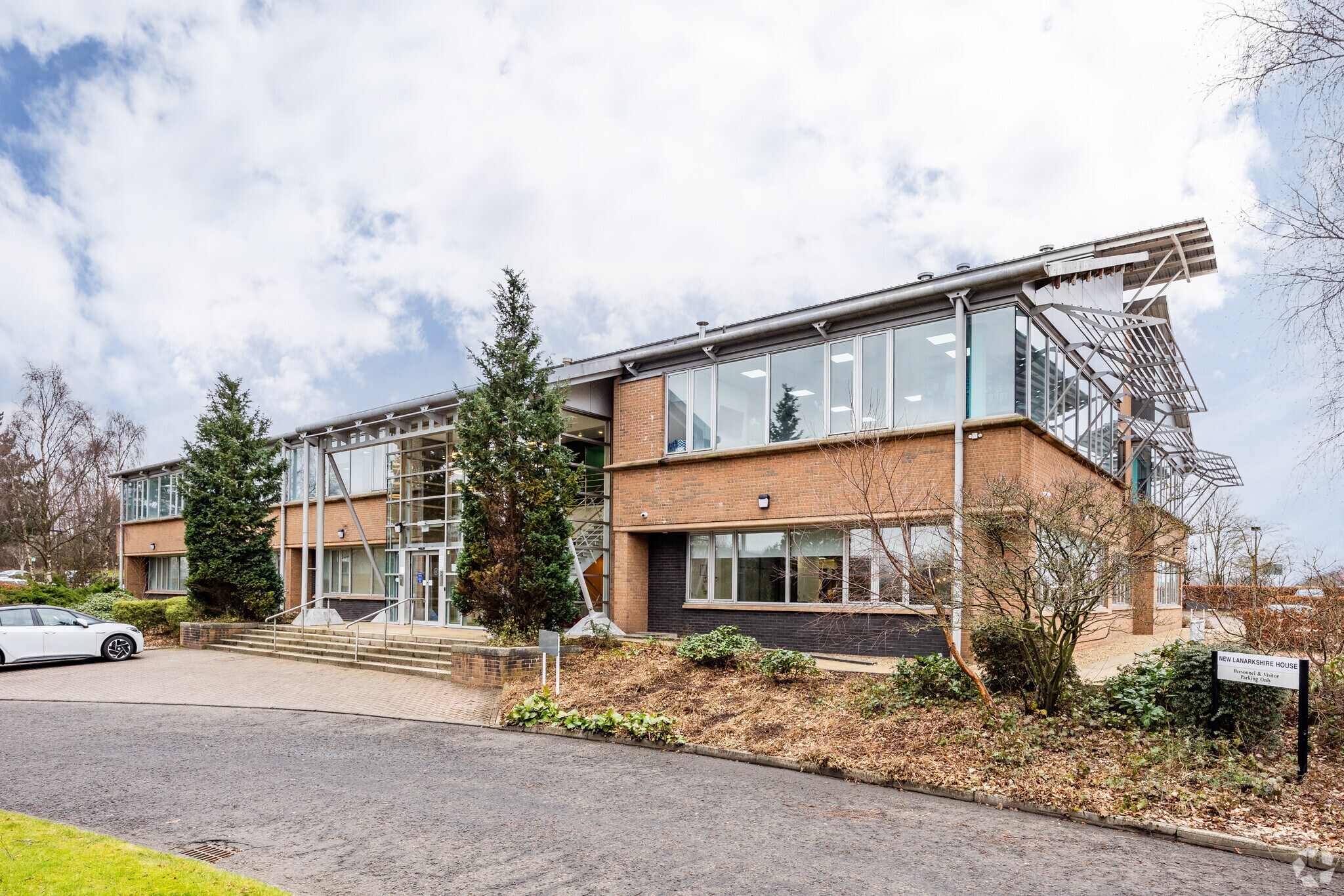 3 Dove Wynd, Bellshill for lease Primary Photo- Image 1 of 12