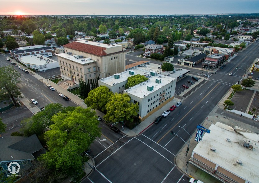 1906 18th St, Bakersfield, CA for sale - Building Photo - Image 2 of 26