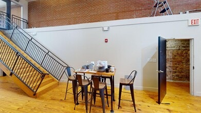 213 Fayetteville St, Raleigh, NC à louer Photo intérieure- Image 2 de 14