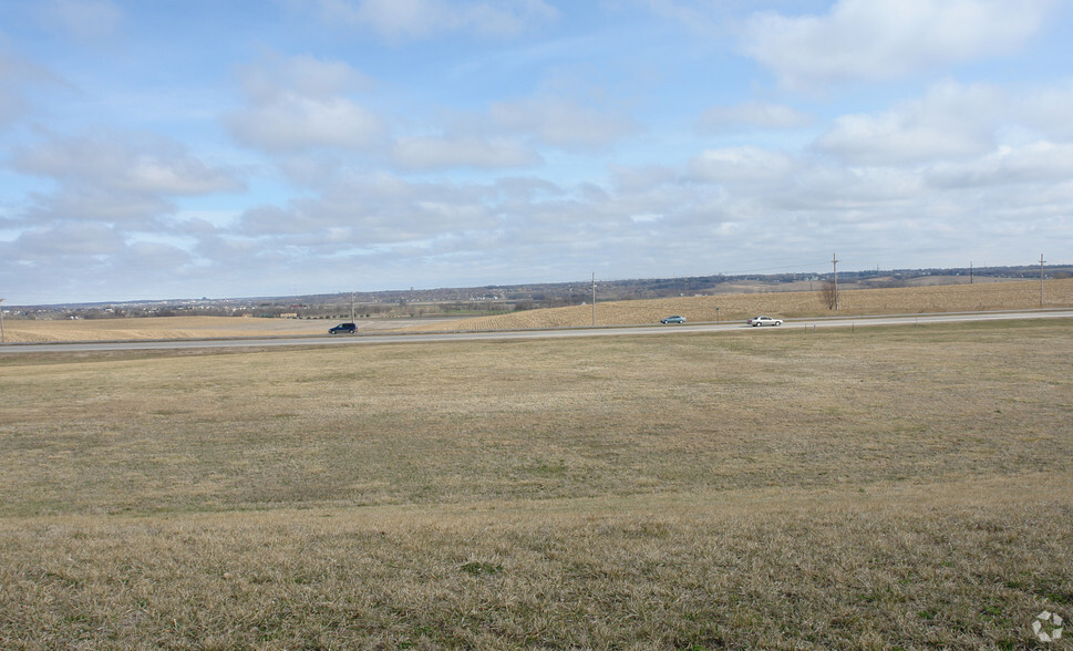 48th & Hwy 370, Bellevue, NE for sale - Building Photo - Image 1 of 1