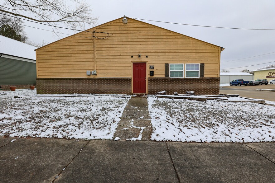 633 N 6th St, Paducah, KY à vendre - Photo du bâtiment - Image 1 de 23