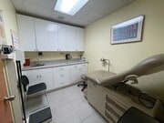 Exam. Room w. Sink 2