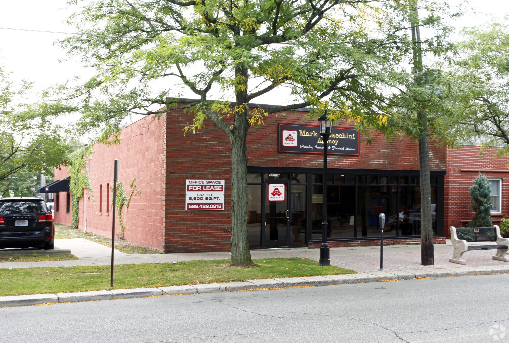 15224 Kercheval St, Grosse Pointe, MI à vendre Photo principale- Image 1 de 7