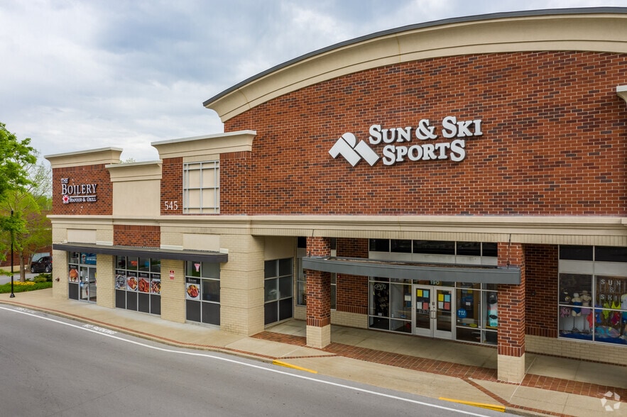 535-555 Cool Springs Blvd, Franklin, TN for lease - Building Photo - Image 2 of 12