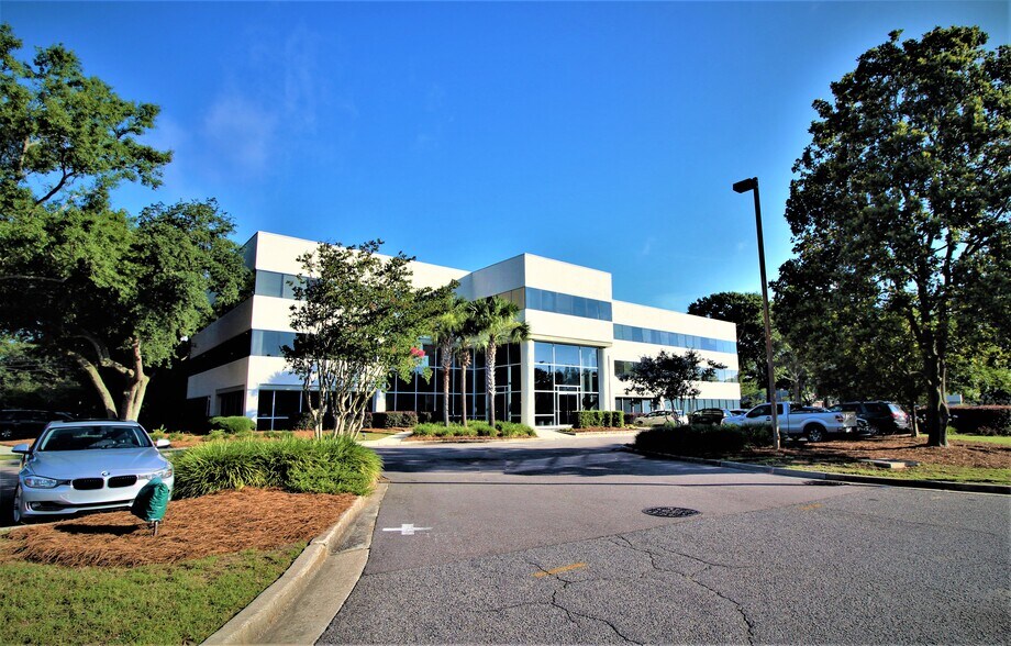 1180 sam rittenberg Blvd, Charleston, SC à vendre - Photo du bâtiment - Image 3 de 12