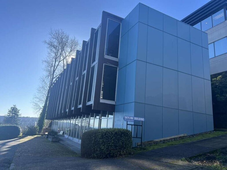 224 S Hamilton St, Portland, OR à vendre - Photo du bâtiment - Image 2 de 5