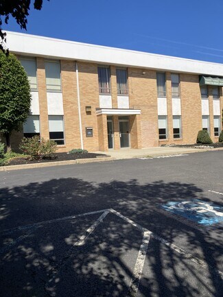 Plus de détails pour 842 State Rd, Princeton, NJ - Bureau/Commerce de détail à louer