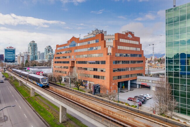 Plus de détails pour 333 Terminal Ave, Vancouver, BC - Bureau/Médical à louer