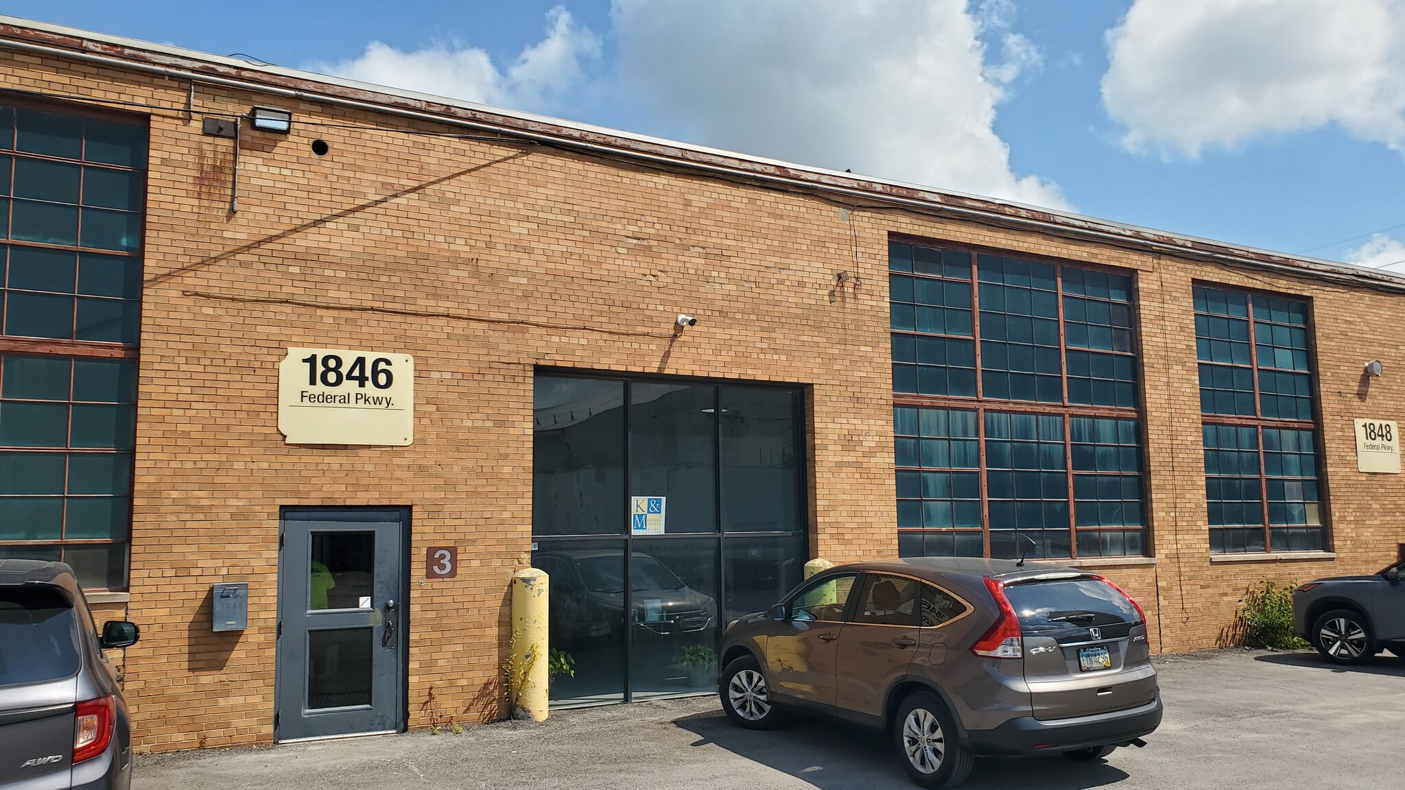 1846 Federal Industrial Parkway, Columbus, OH for lease Primary Photo- Image 1 of 10