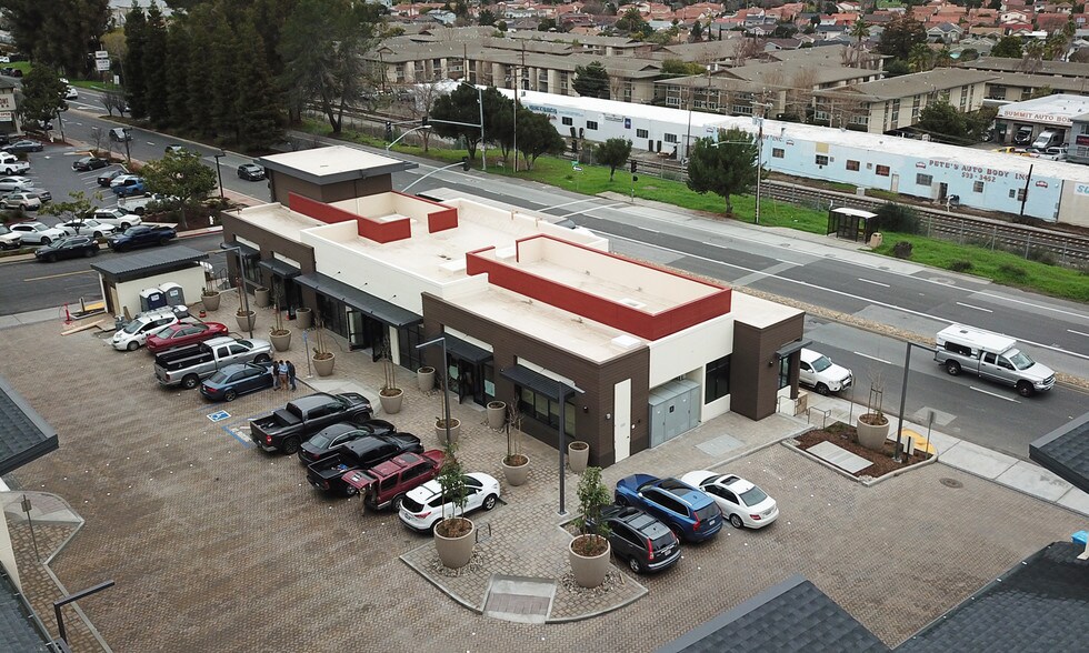 410 El Camino Real, Belmont, CA for lease - Building Photo - Image 2 of 5