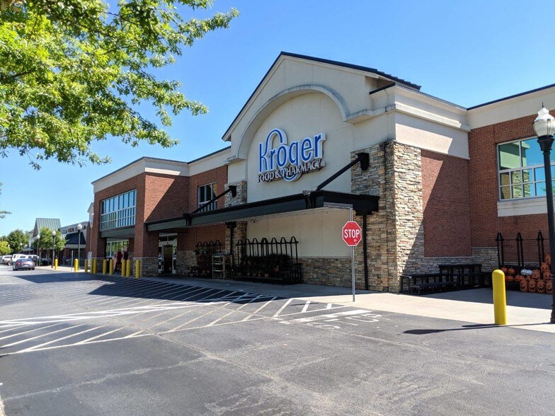 1741-1751 Newnan Crossing Blvd, Newnan, GA à louer - Photo du bâtiment - Image 1 de 7