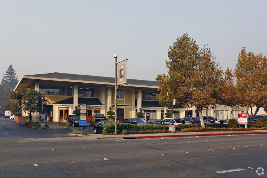 3533-3547 Mt. Diablo Blvd, Lafayette, CA à louer - Photo du bâtiment - Image 1 de 11