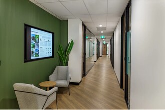 13B Narabang Way, Belrose à louer Photo intérieure- Image 2 de 6