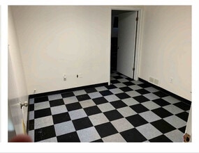 3900 N 1st St, Abilene, TX for lease Interior Photo- Image 2 of 3