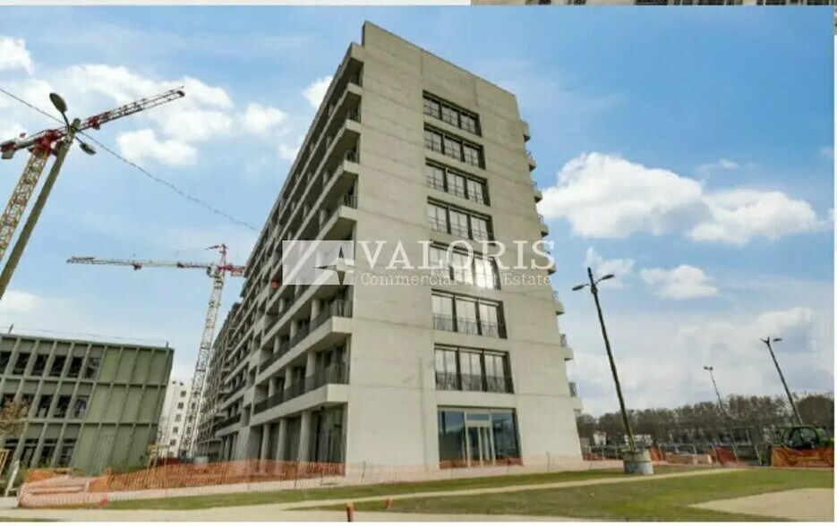 Bureau dans Lyon à louer - Photo du bâtiment - Image 1 de 15