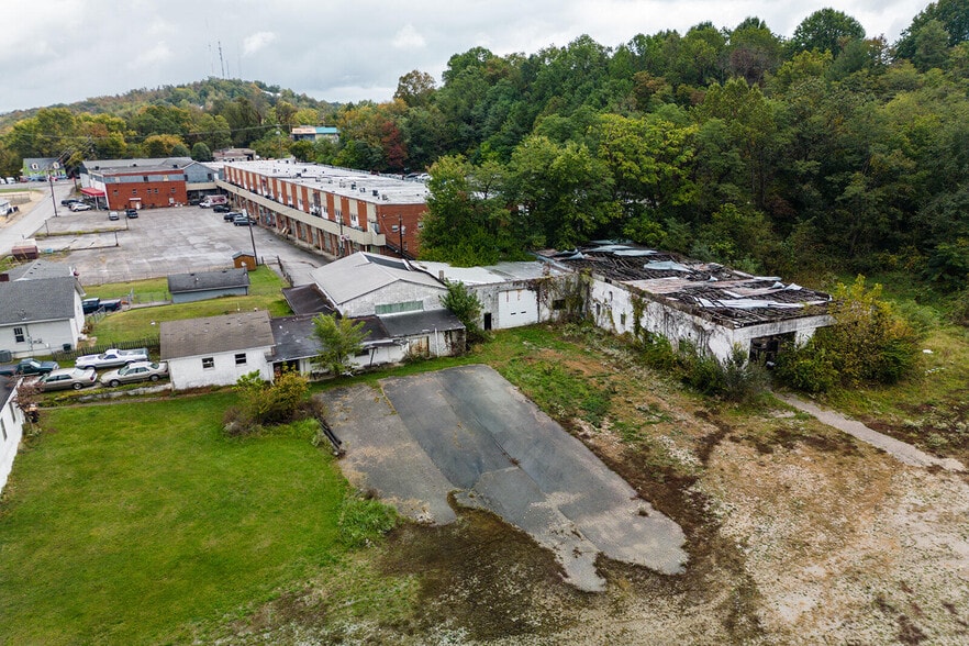 110 Tandy Ave, Somerset, KY à vendre - Photo du bâtiment - Image 2 de 13