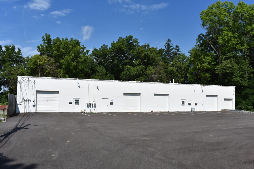 7482-7488 E Main St, Reynoldsburg, OH à louer - Photo du bâtiment - Image 2 de 4