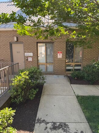 Plus de détails pour 6183 Executive Blvd, North Bethesda, MD - Bureau à louer