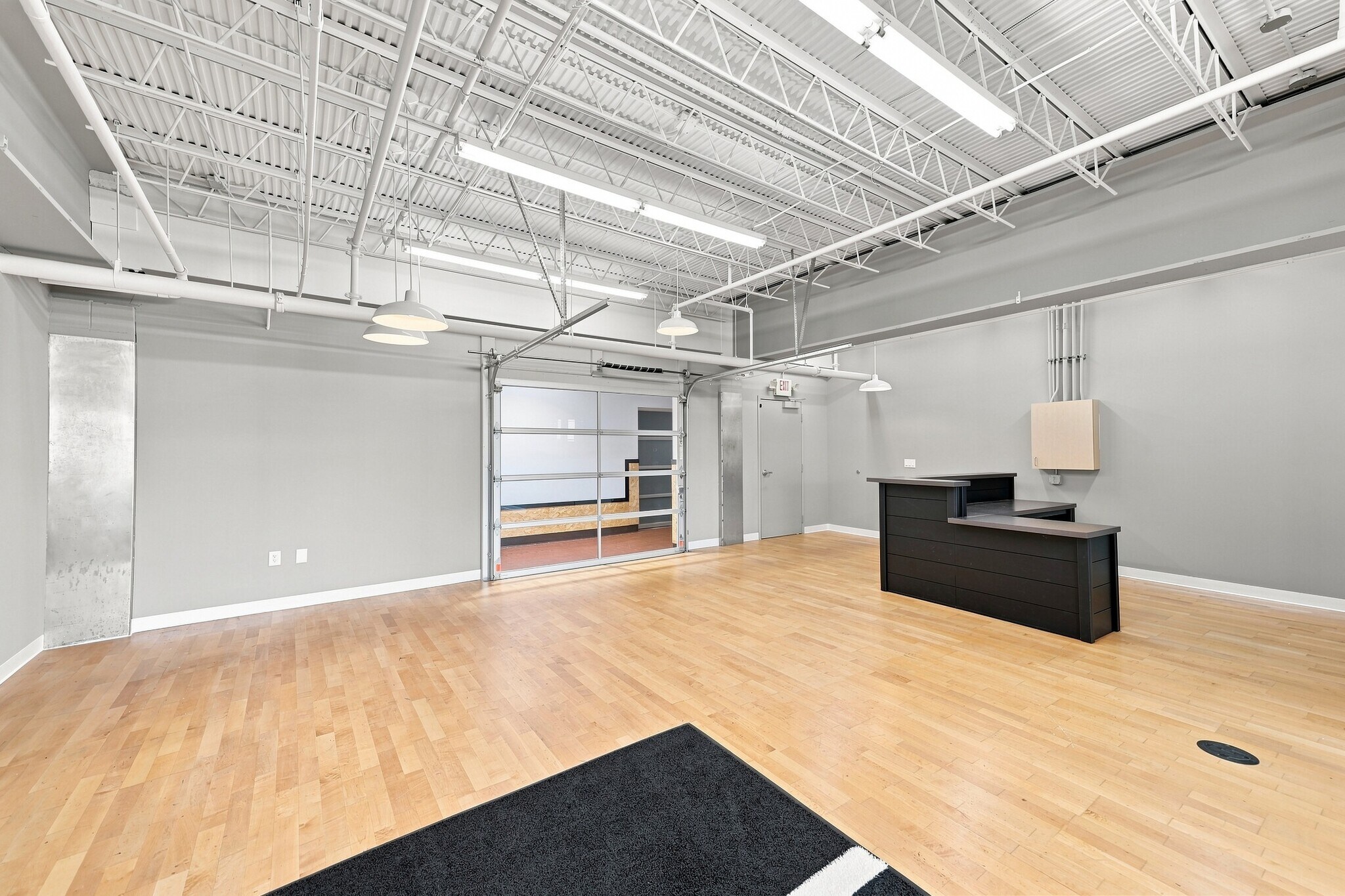 2112 Broadway St NE, Minneapolis, MN for lease Interior Photo- Image 1 of 10