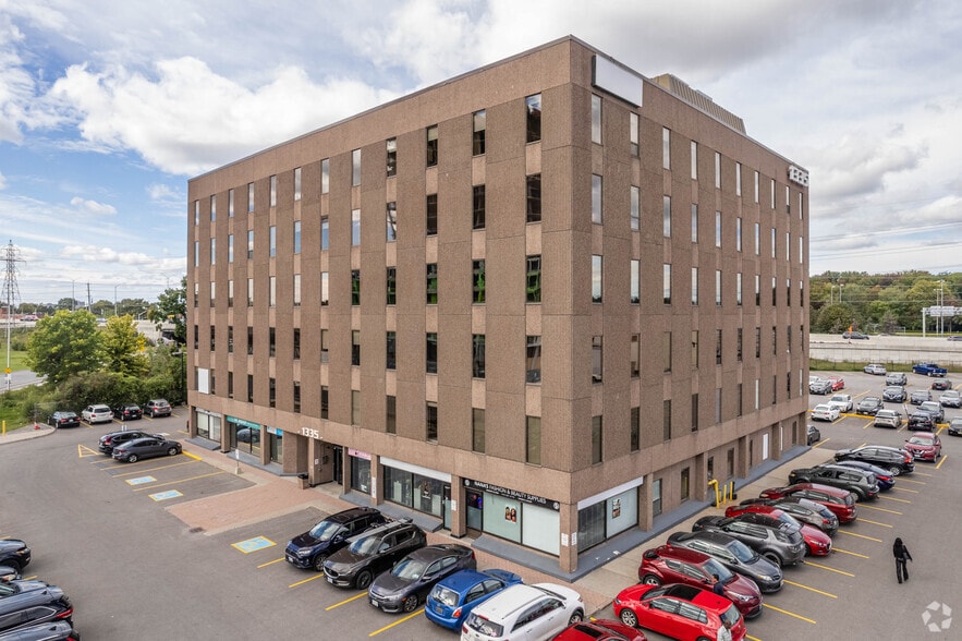 1335 Carling Ave, Ottawa, ON à louer - Photo du bâtiment - Image 2 de 5