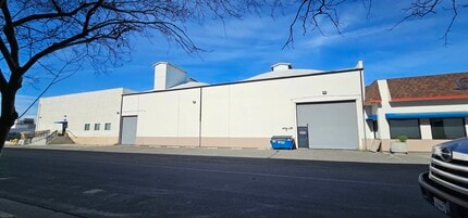 417-421 E Commercial St, Anaheim, CA à louer Photo du bâtiment- Image 1 de 18