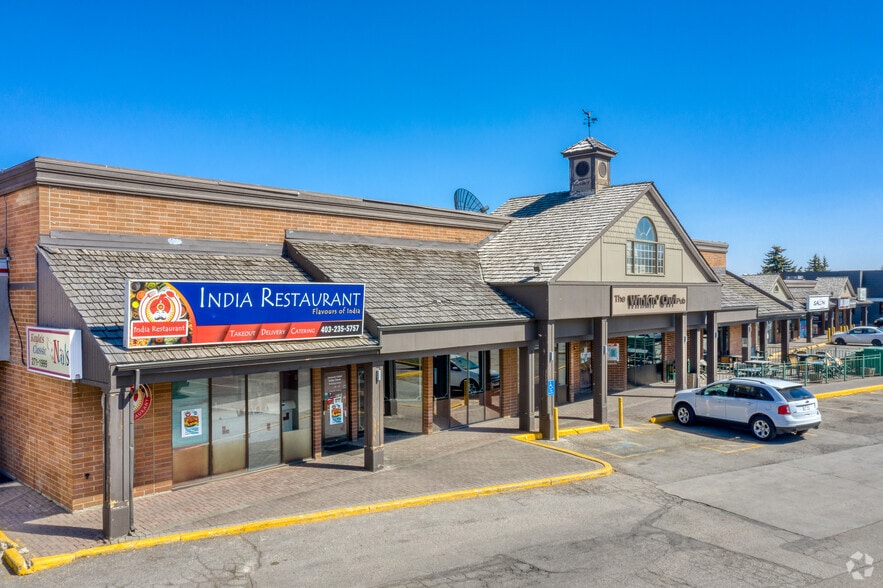 Premier Three Property Retail Portfolio portfolio of 6 properties for sale on LoopNet.ca - Primary Photo - Image 1 of 6