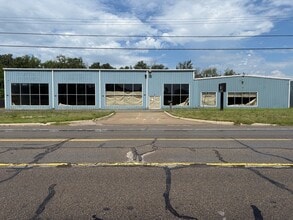 5522 W Jefferson Ave, Trenton, MI for lease Building Photo- Image 1 of 7