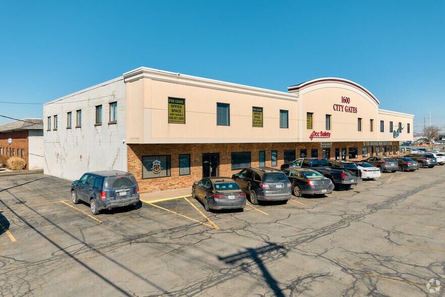 1600 Lyell Ave, Rochester, NY à louer - Photo principale - Image 1 de 27