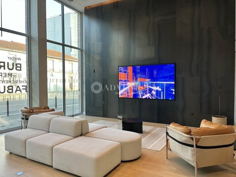 Office in Ivry-sur-Seine for lease - Interior Photo - Image 2 of 12