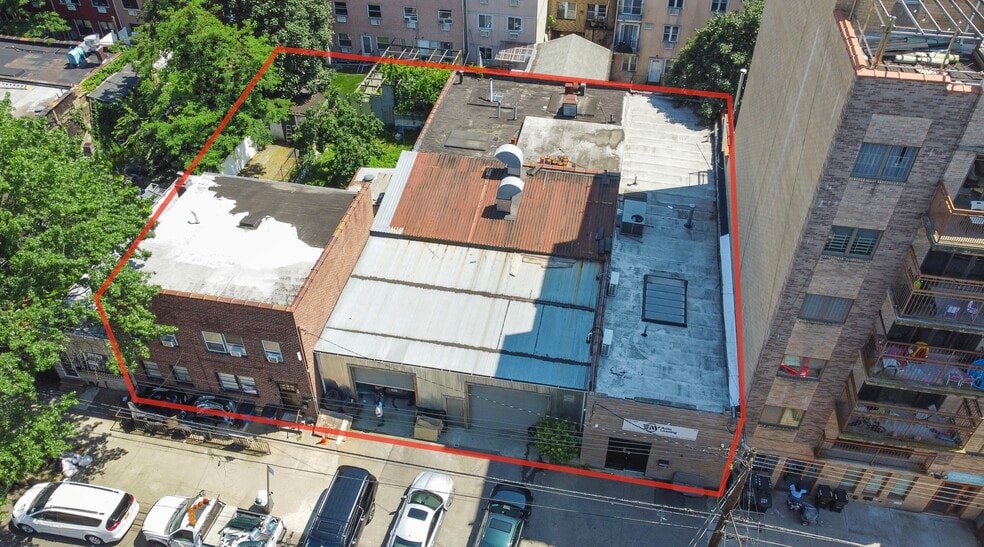 546-552 E NY Ave, Brooklyn, NY for sale - Building Photo - Image 2 of 2