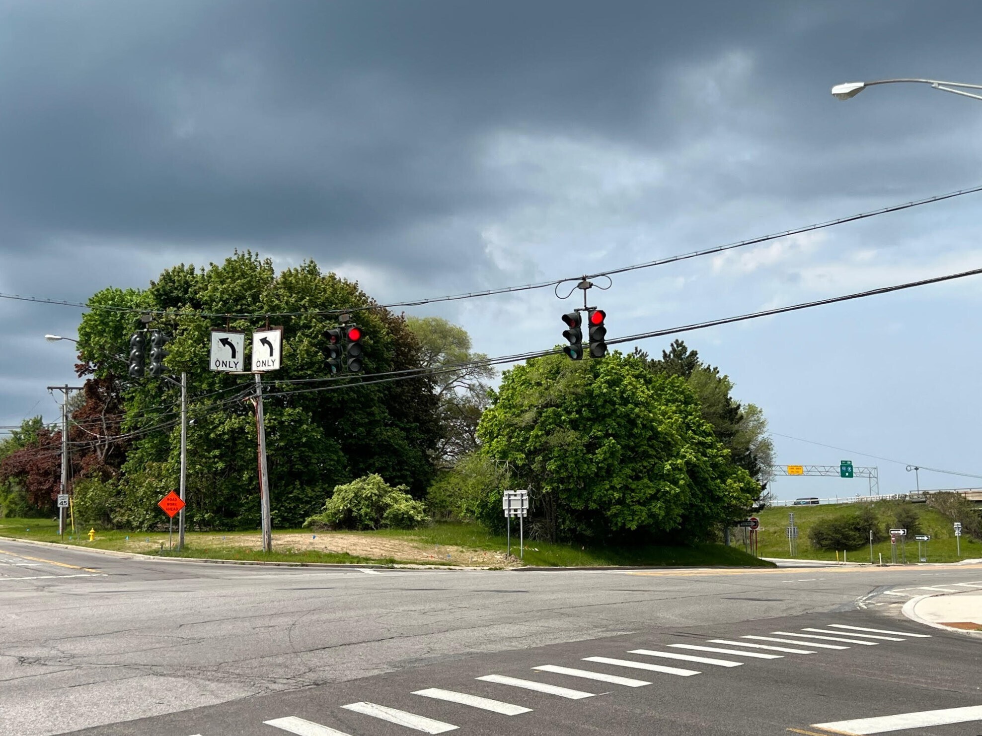 337 Middle Road Rd, Henrietta, NY à vendre Photo du bâtiment- Image 1 de 6