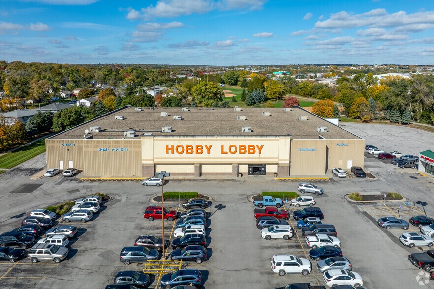 13780 Millard Ave, Omaha, NE for sale - Building Photo - Image 1 of 1