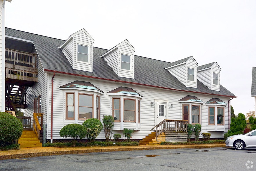 Bridge Street Portfolio portfolio of 3 properties for sale on LoopNet.ca - Building Photo - Image 3 of 4