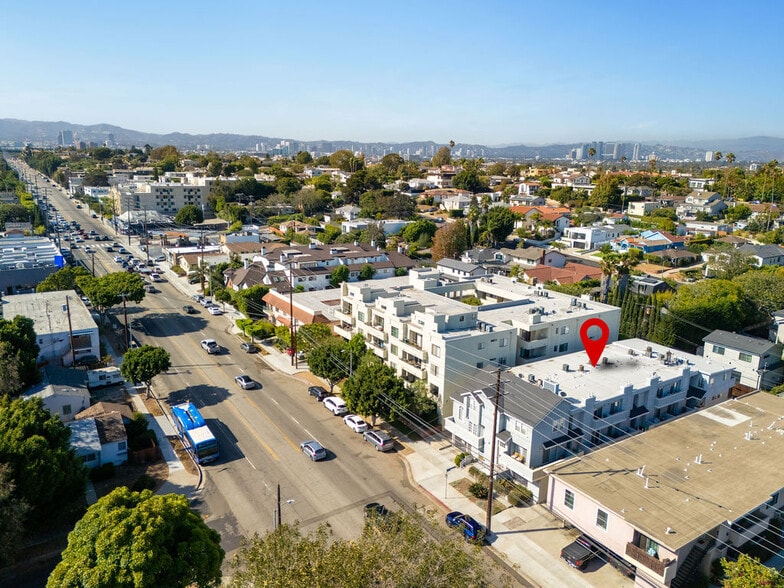 3552 S Centinela Ave, Los Angeles, CA for sale - Building Photo - Image 2 of 12