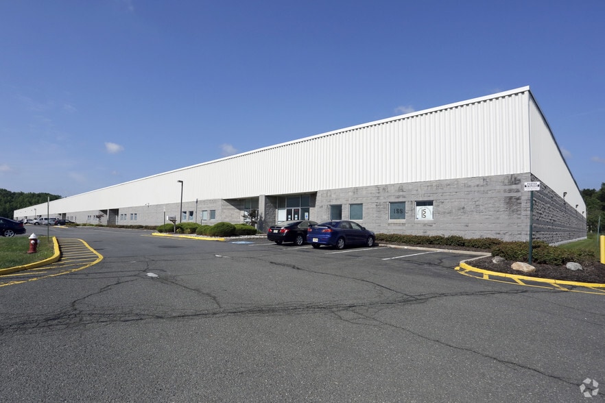 114 Melrich Rd, Cranbury, NJ for lease - Building Photo - Image 2 of 4