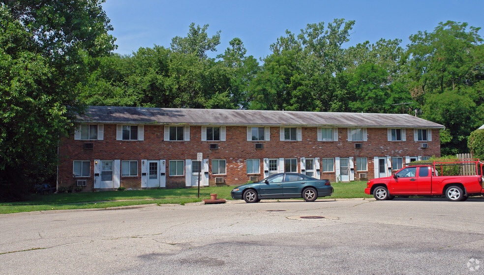 1124 Case Ct, Miamisburg, OH à vendre - Photo du bâtiment - Image 3 de 58