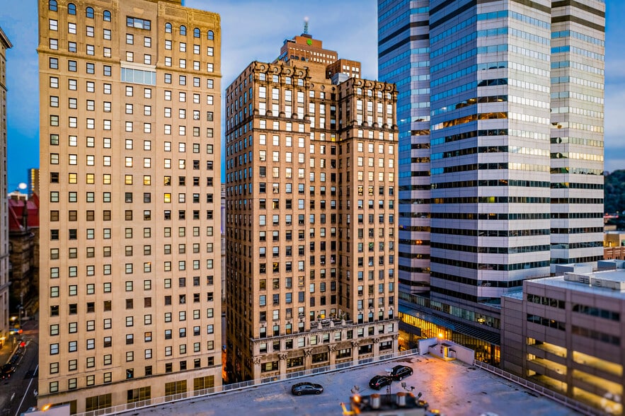 429 Fourth Ave, Pittsburgh, PA for lease - Building Photo - Image 1 of 11