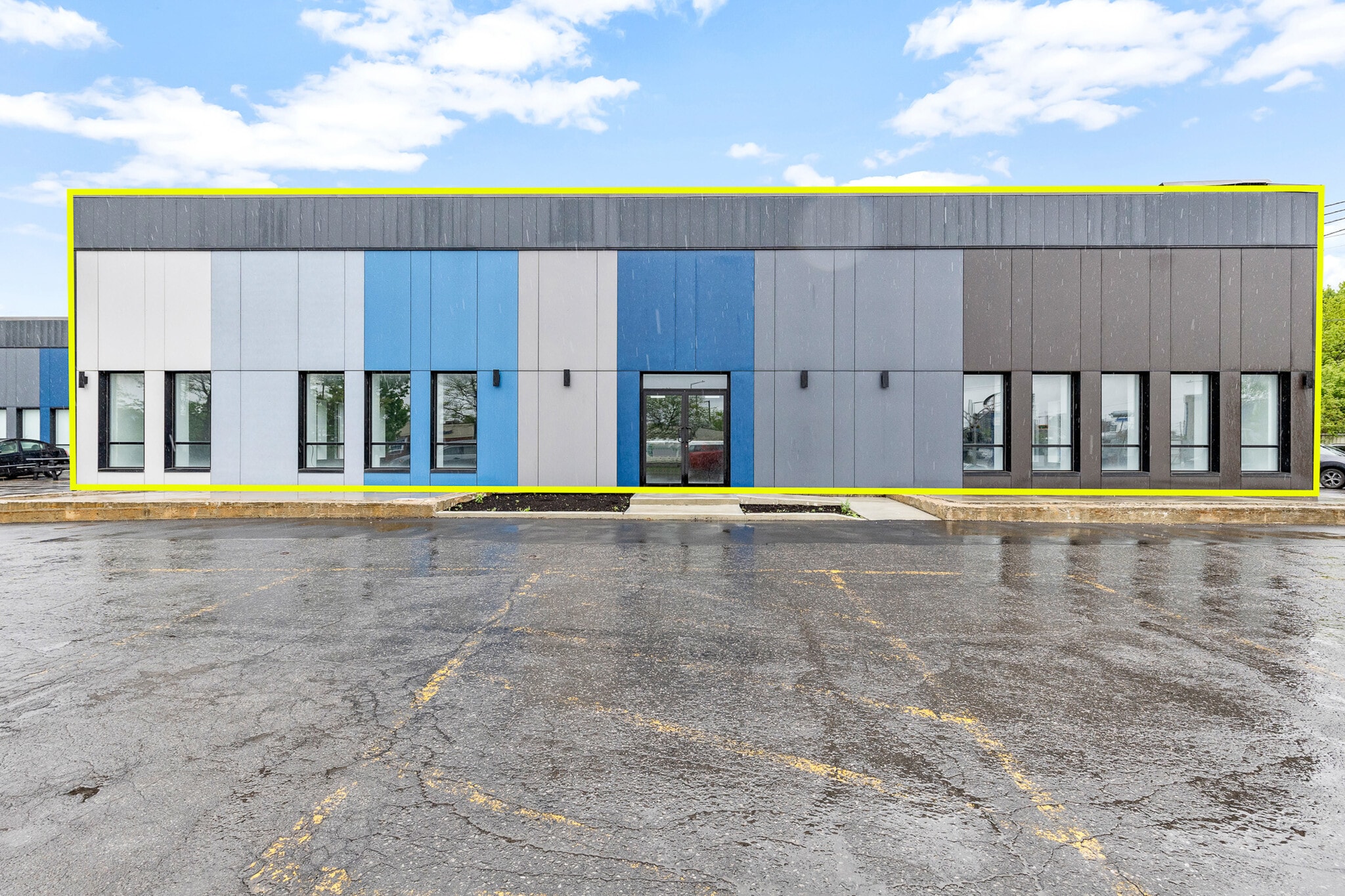 2511 Boul Le Corbusier, Laval, QC for sale Building Photo- Image 1 of 1