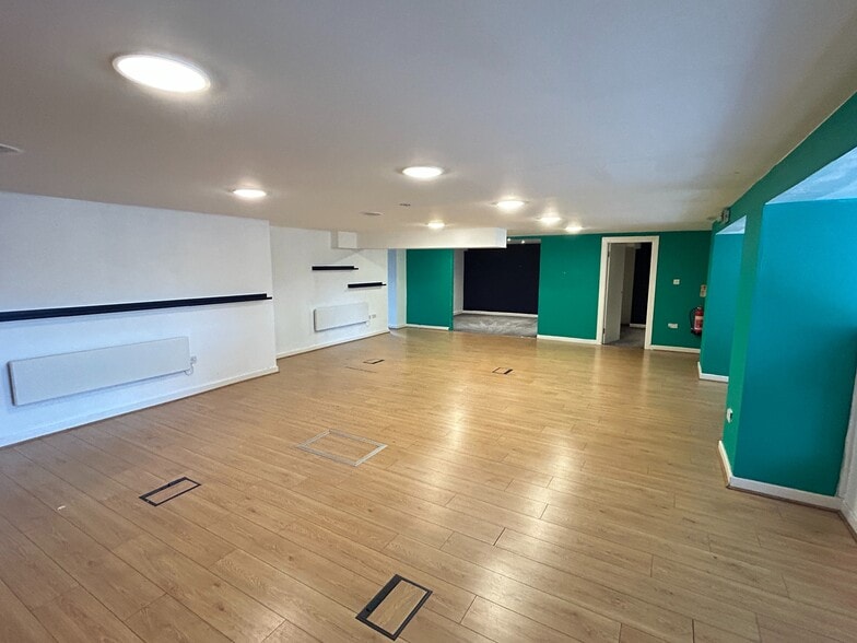 12 Arundel St, Manchester à vendre - Photo intérieure - Image 3 de 9